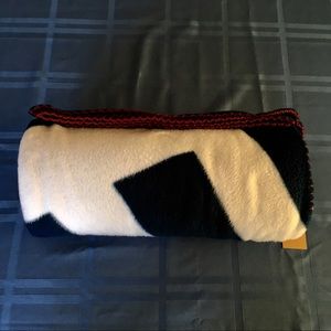 American Eagle Fleece Blanket, NWT